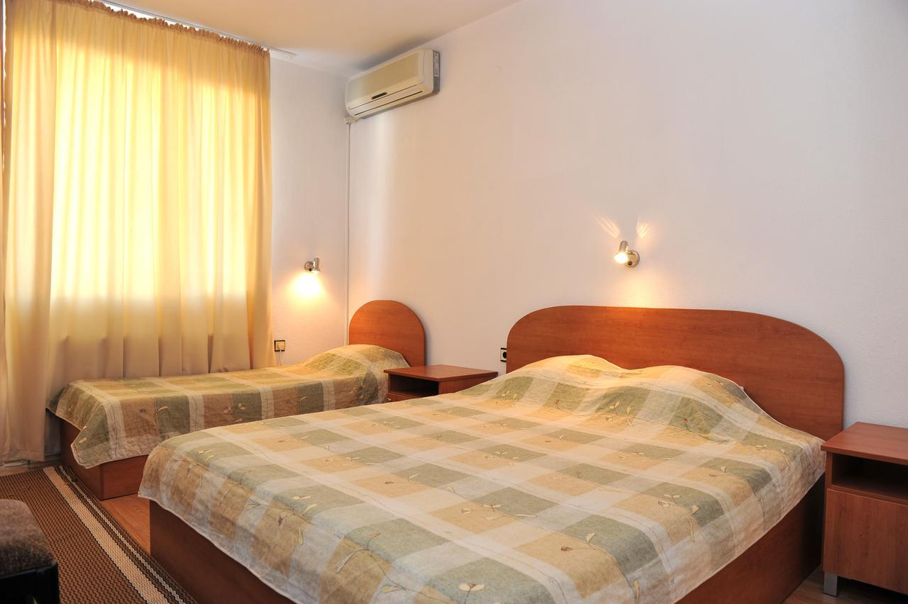 Family Hotel Blazhi Sandanski Extérieur photo